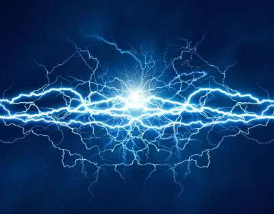 An image of lightening to demonstrate how tingling toes can feel.